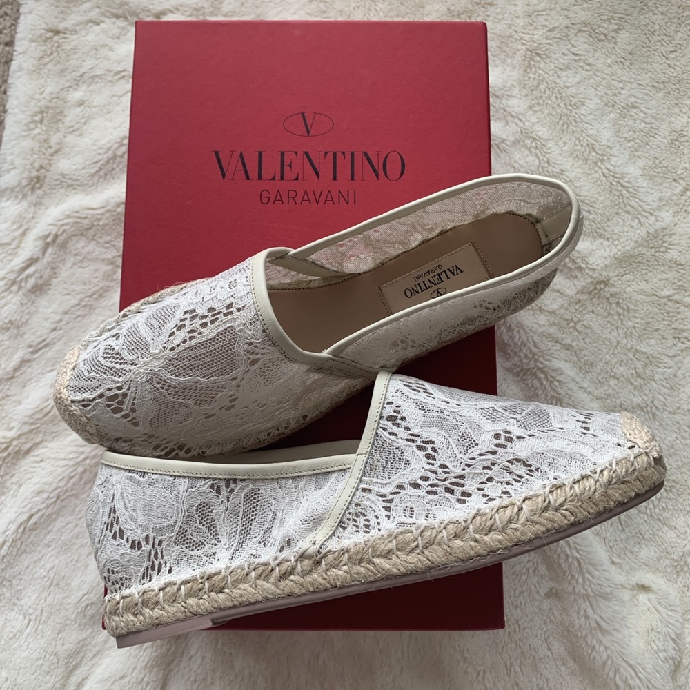 Versace ivory lace espadrille